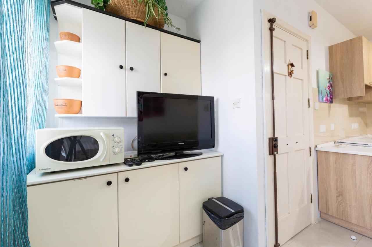 Ne1 - Lovely 2 Bedroom Apartment. Perfect Location Mellieħa Esterno foto